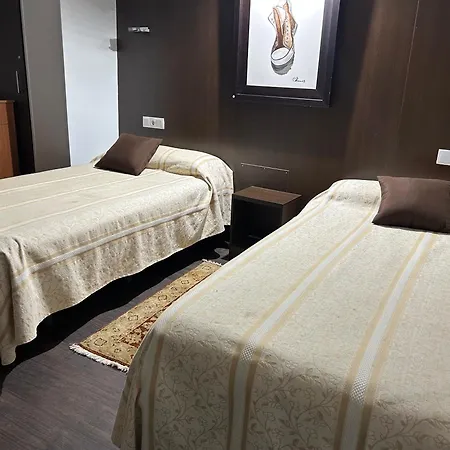 אכסניה El Hotelito *